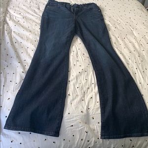 Good American Flare Jeans